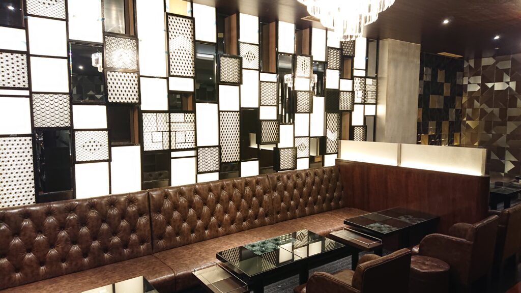 club Monolith 店内画像①