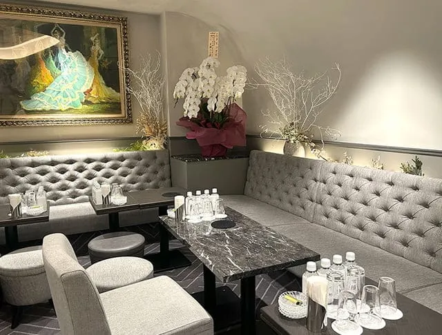 LALIQUE 店内画像①