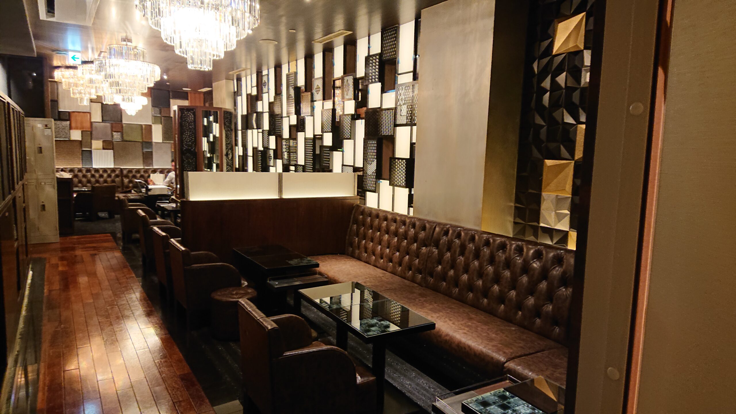 club Monolith 店内画像②