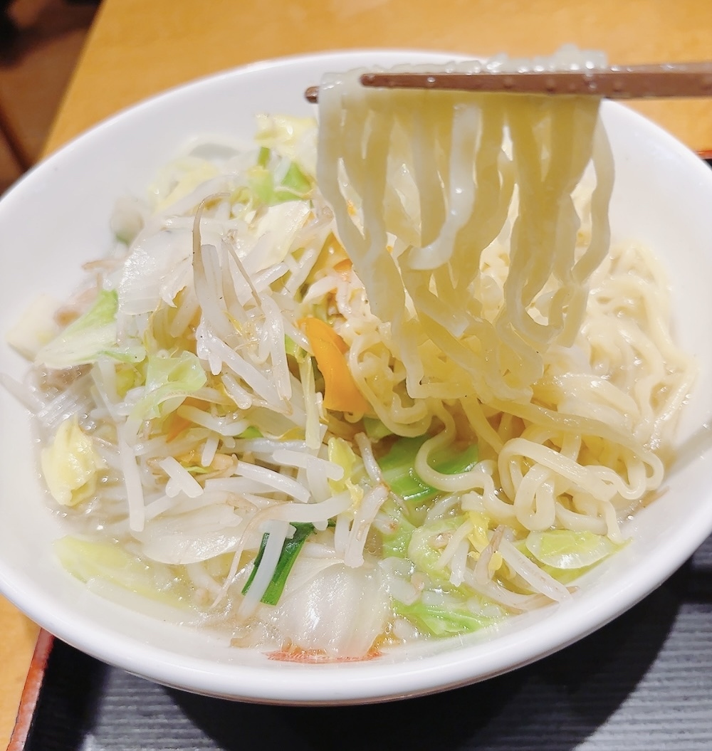 銀座のラーメンの深夜営業しているお店20選　9位:日高屋 東銀座店