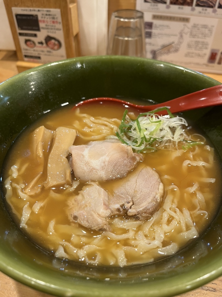 銀座のラーメンの深夜営業しているお店20選　10位:焼きあご塩らー麺たかはし 銀座店