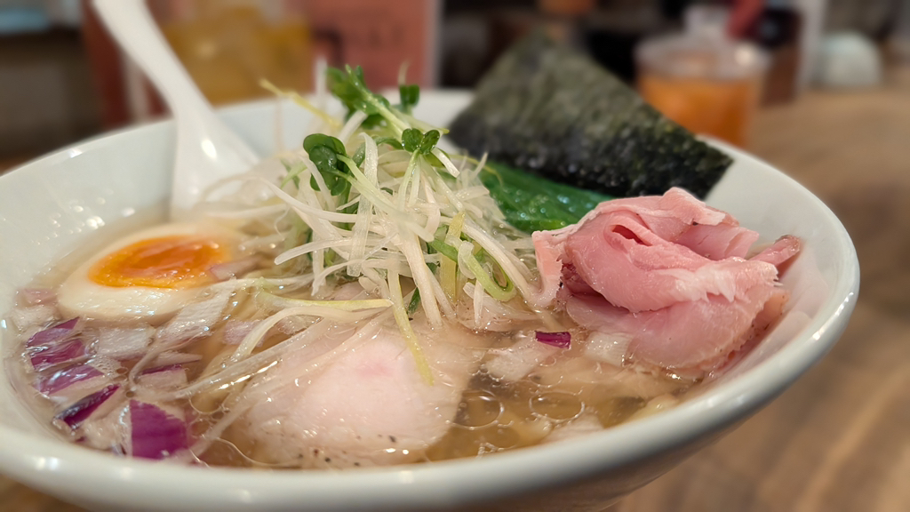 銀座のラーメンの深夜営業しているお店20選　7位:銀座 創龍