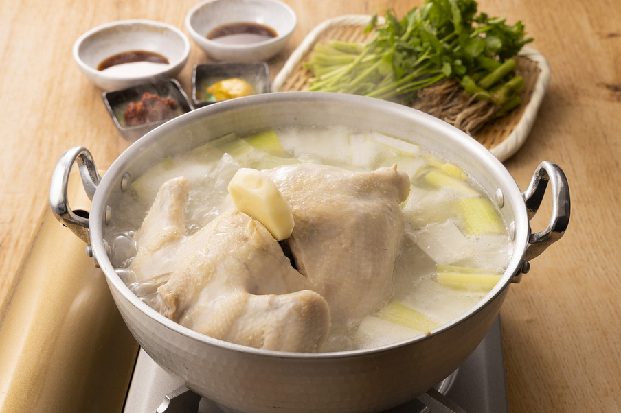 銀座の水炊きの個室のお店20選　9位:鶏焼肉と鶏鍋 ごくう