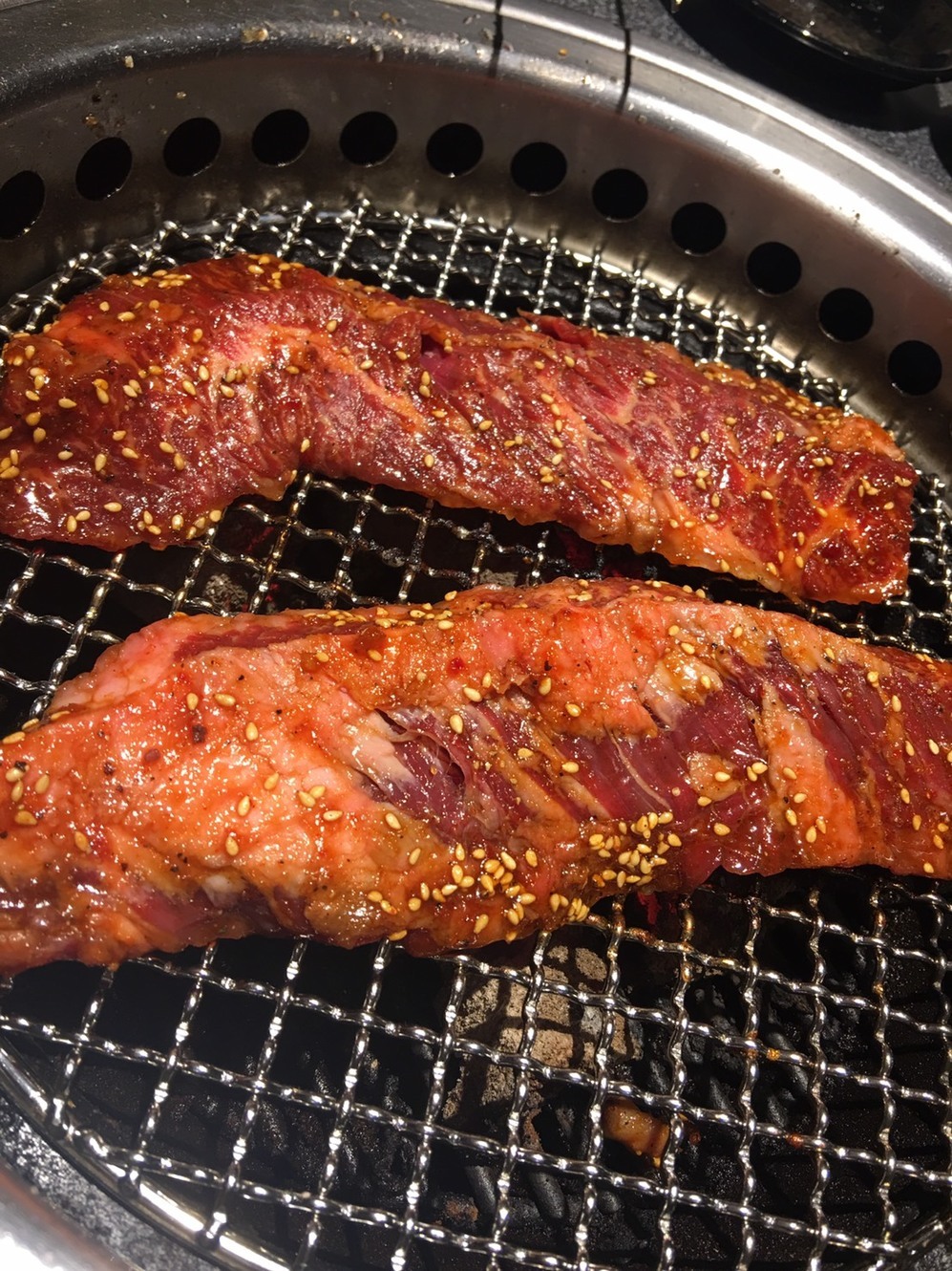 銀座の焼肉の深夜営業していて個室がある店舗15選　12位:焼肉 縁むすび 新橋本店