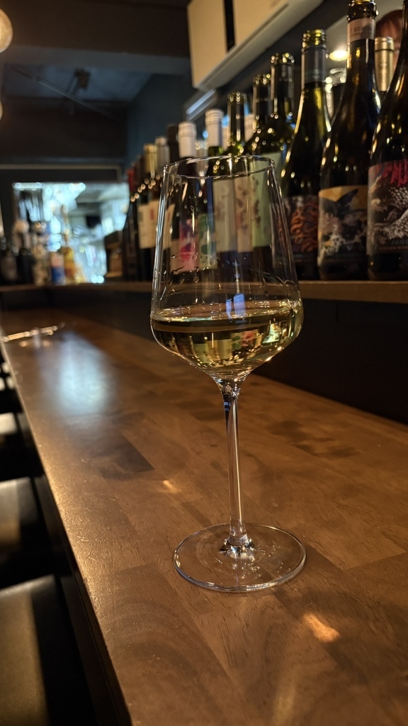 銀座のアフターのおすすめ店20選　4位:THE WINEBASE銀座