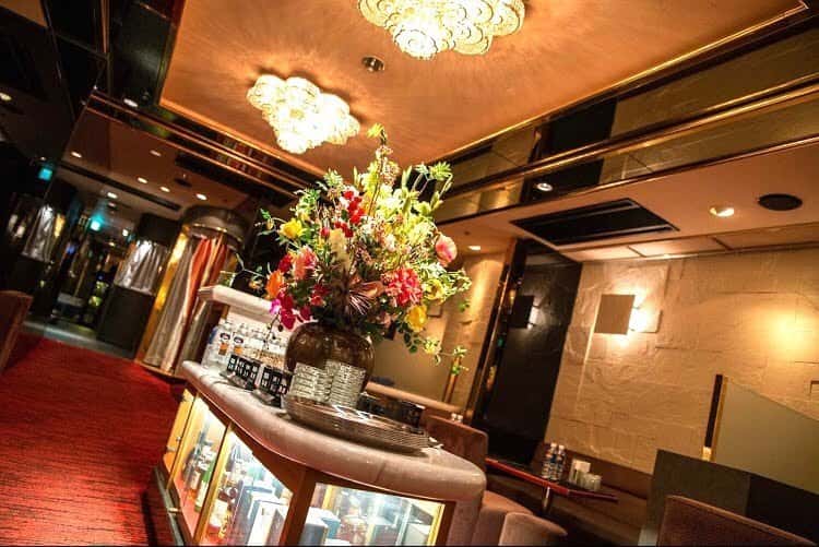 銀座キャバクラおすすめ40選　12位:club e:Bella（エベラ）銀座