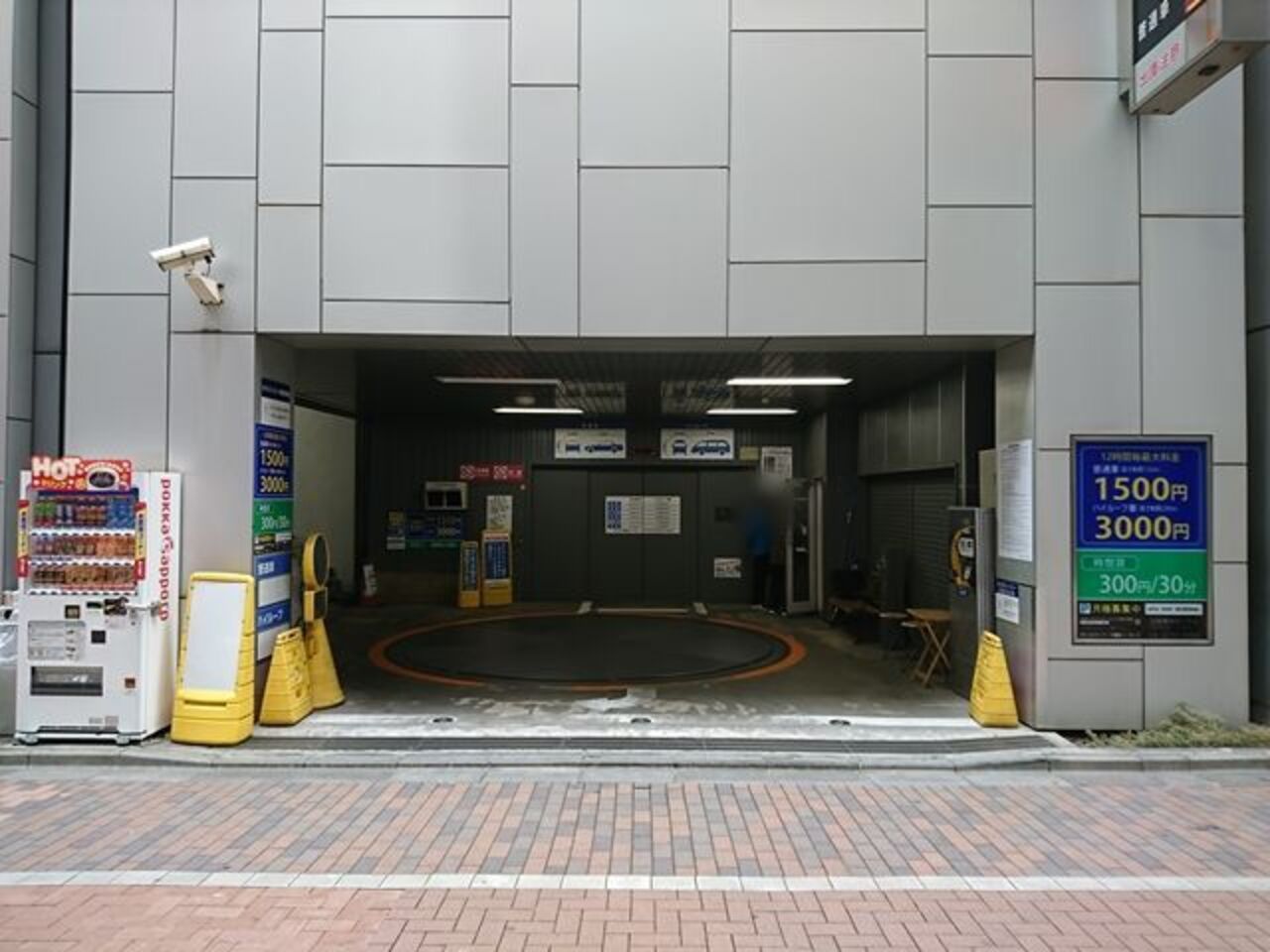 銀座 駐車場 安い 最大料金あり 第6位　NPC24Hストラータ銀座パーキング