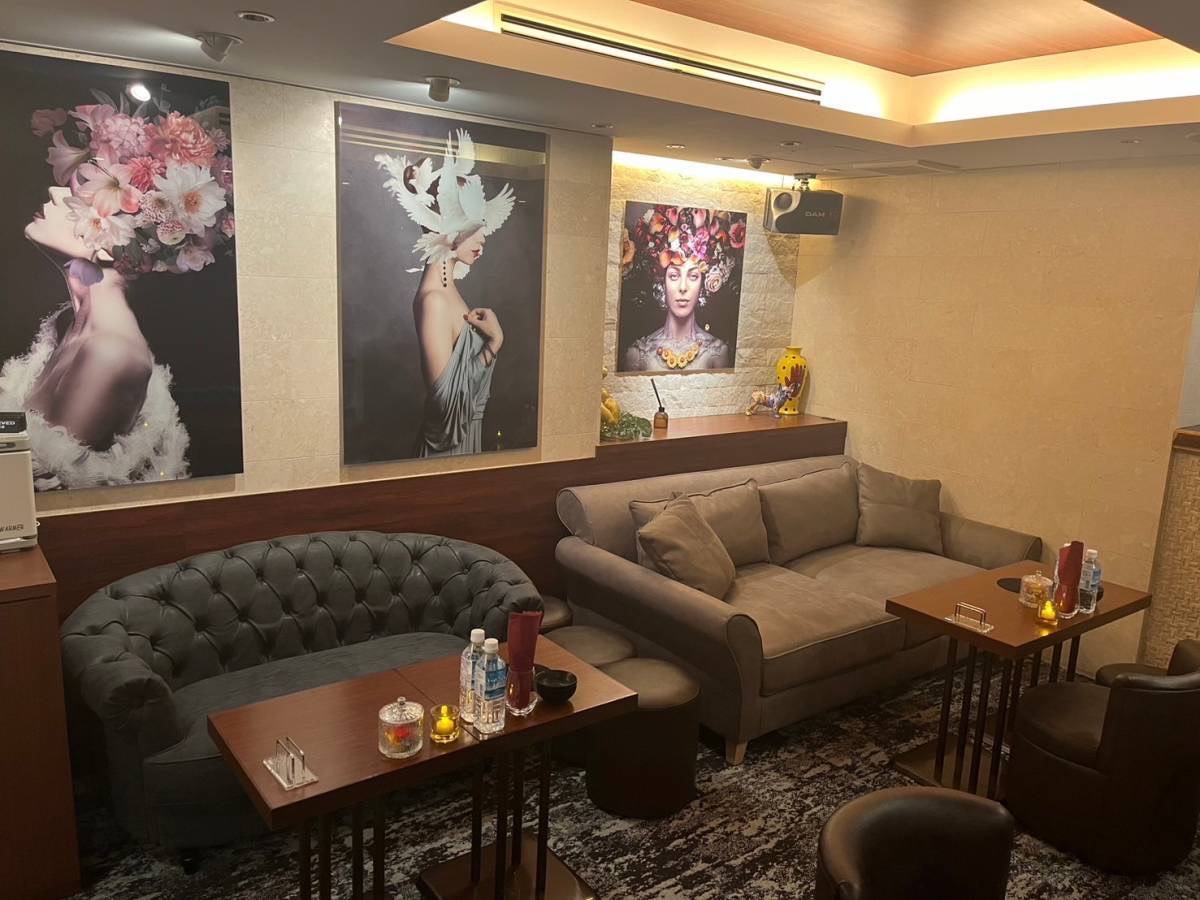 KAKUREGA 店内画像③