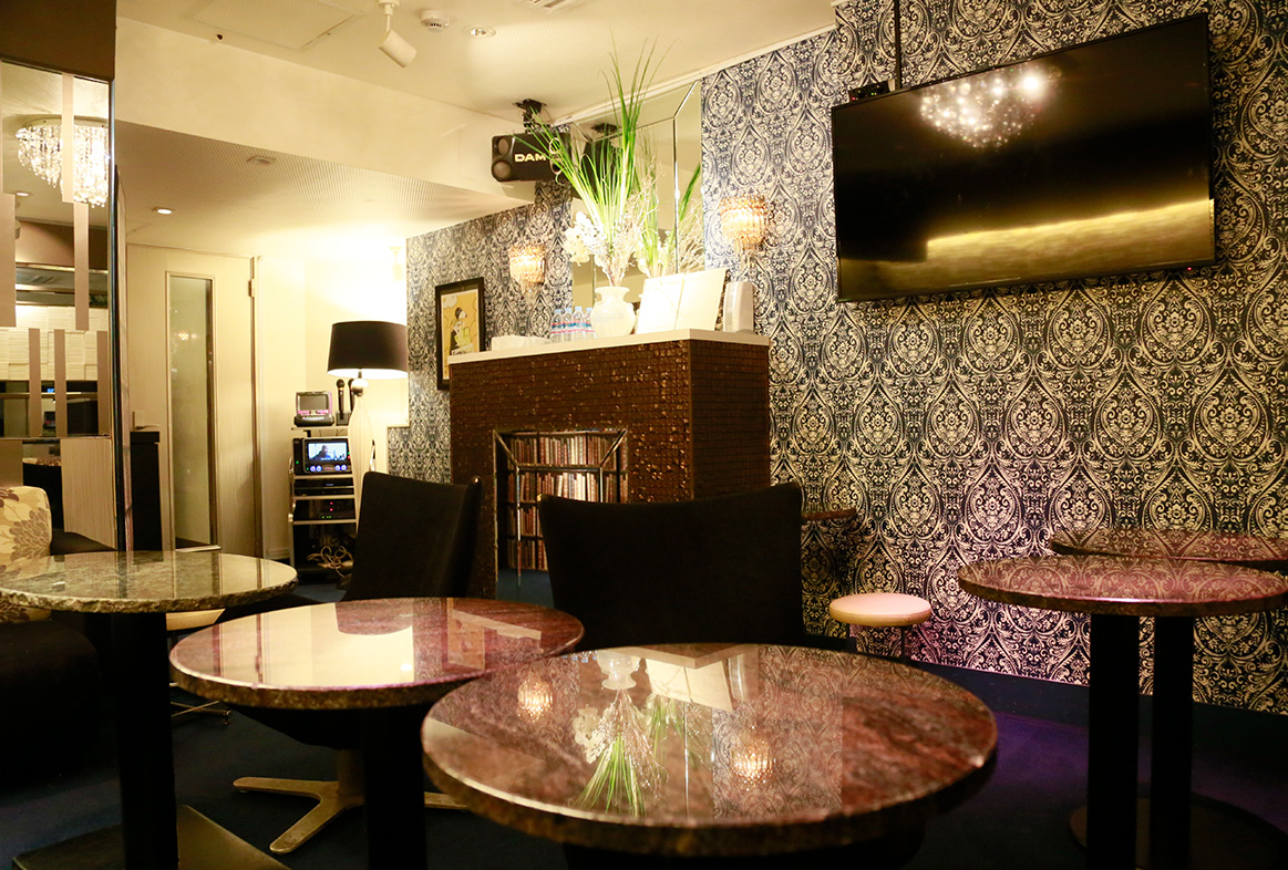 Campus Cafe BADD GIRLS 店内画像②