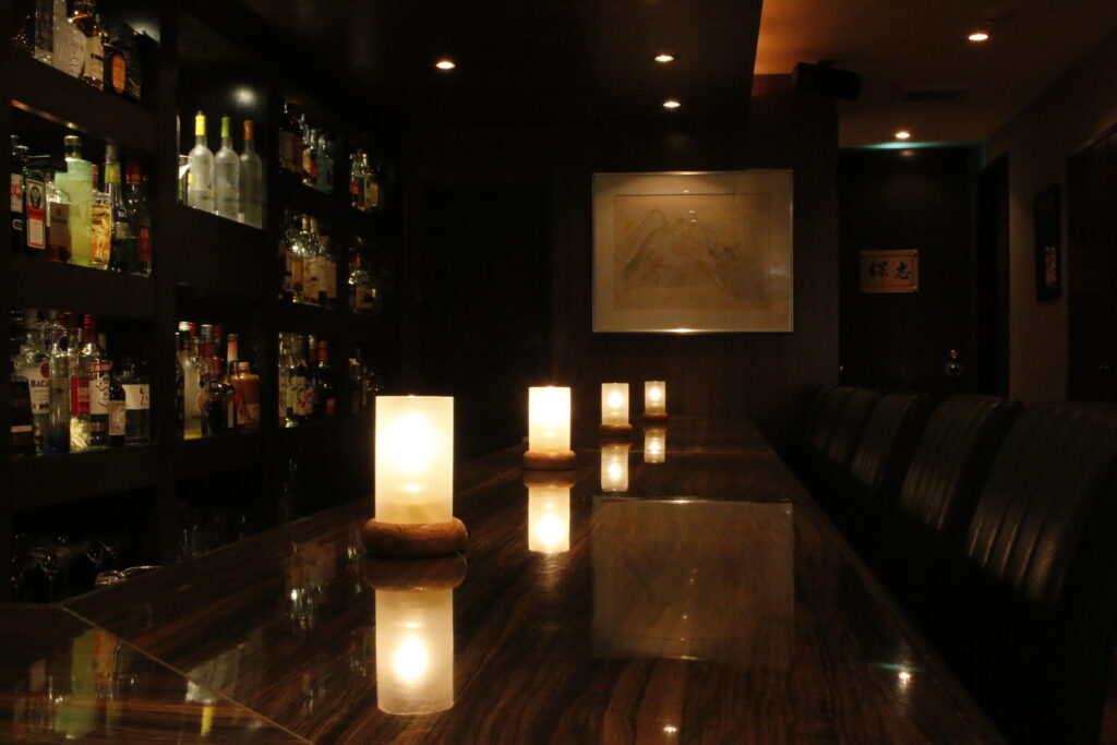BAR保志 店内画像①