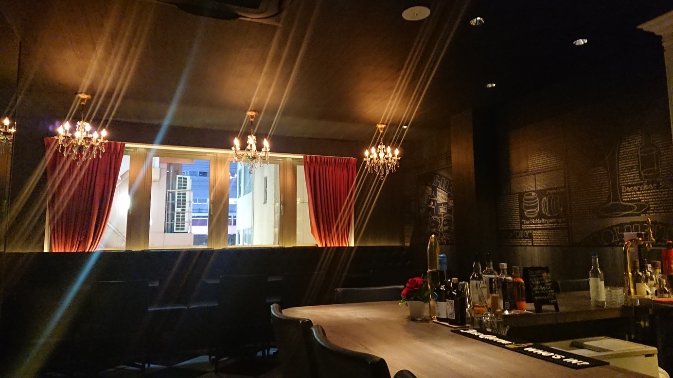 銀座の深夜のカフェ20選　11位:Bar EPICUREAN