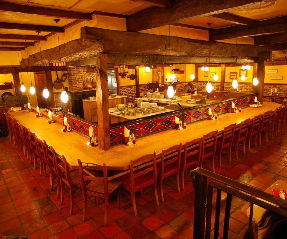 銀座の深夜のカフェ20選　3位:カフェ ラ・ボエム 銀座 