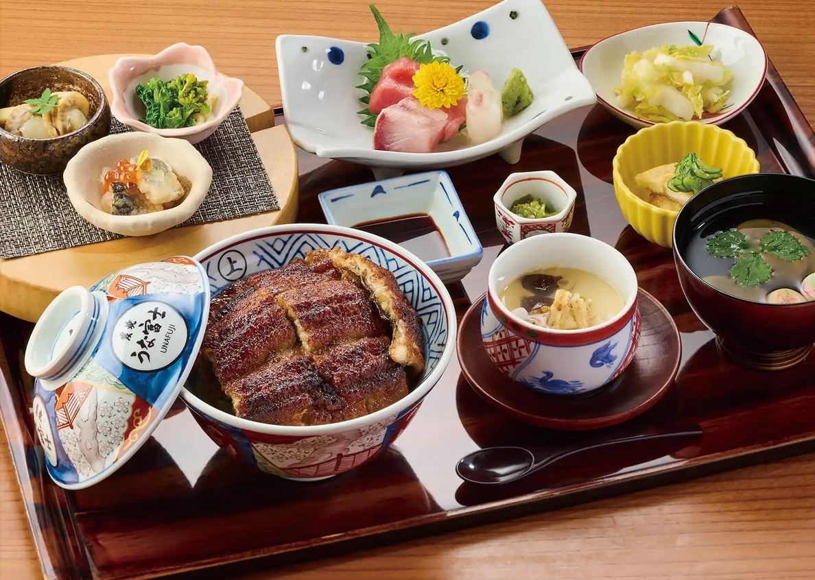 銀座 ランチ 第1位 炭焼 うな富士有楽町店