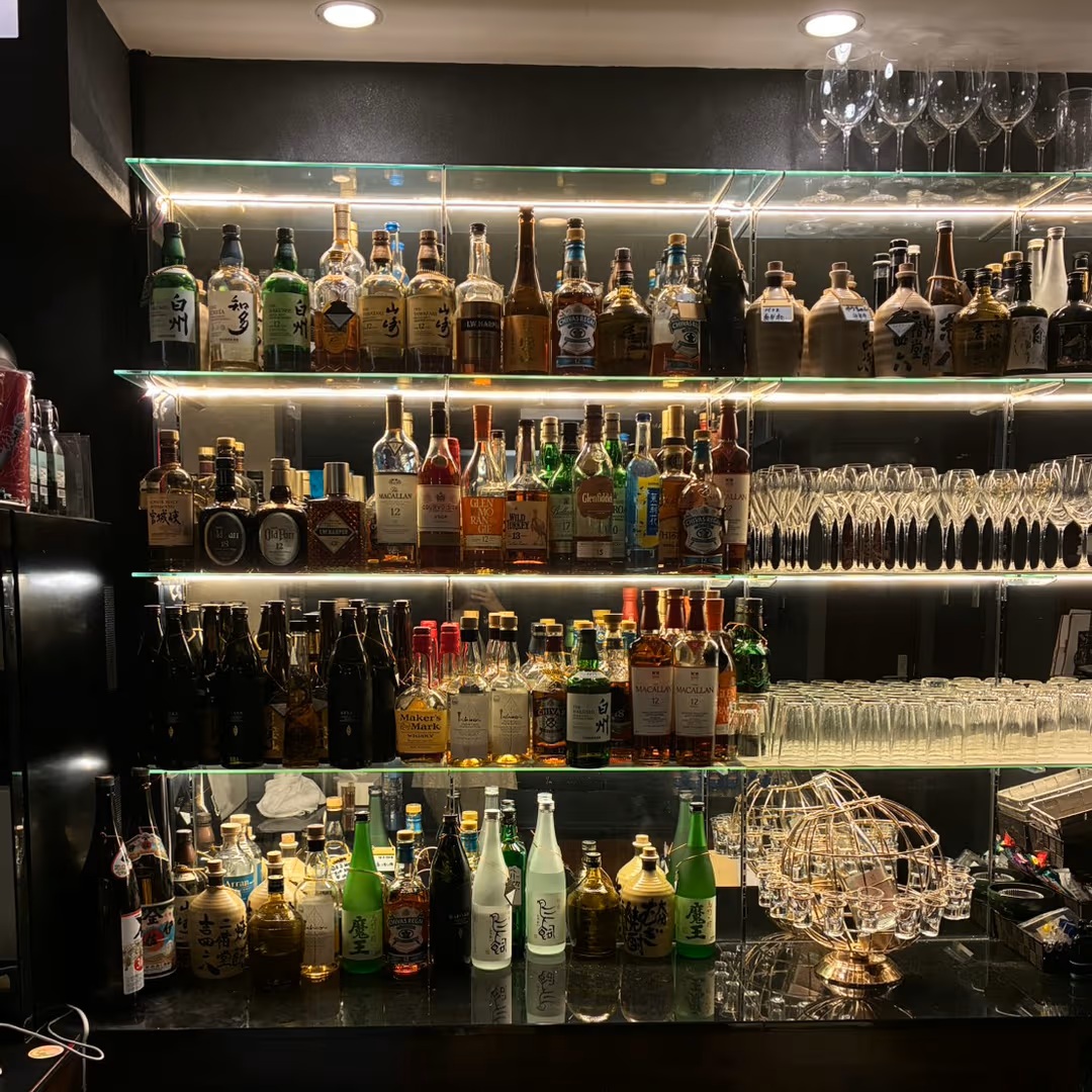 BAR LOUNGE8 店内写真①