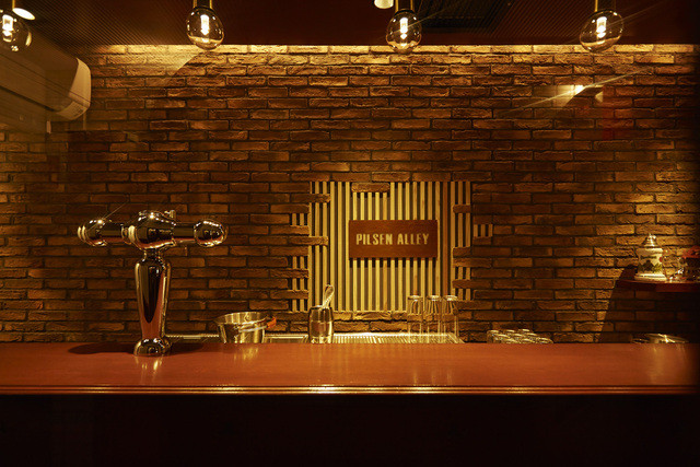 銀座　カジュアルバー　20選　第14位　PILSEN ALLEY