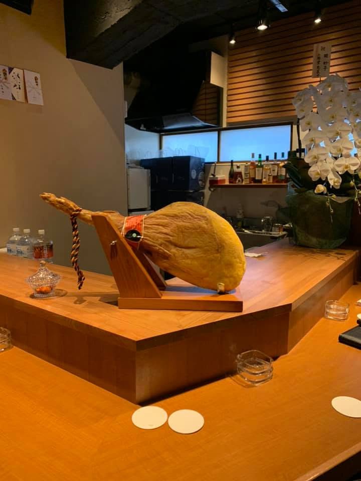 銀座周辺のマジックバー10選　8位:Ginza ミッキー