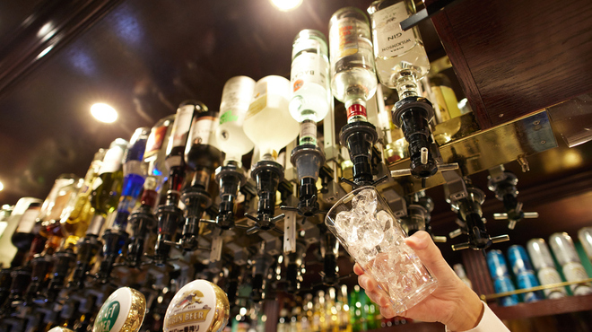 銀座のカジュアルバー20選　第1位　HUB 銀座店