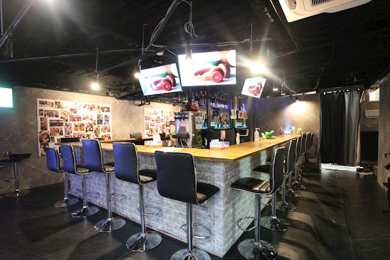 銀座のガールズバーのおすすめ20選　11位:JJHOUSE