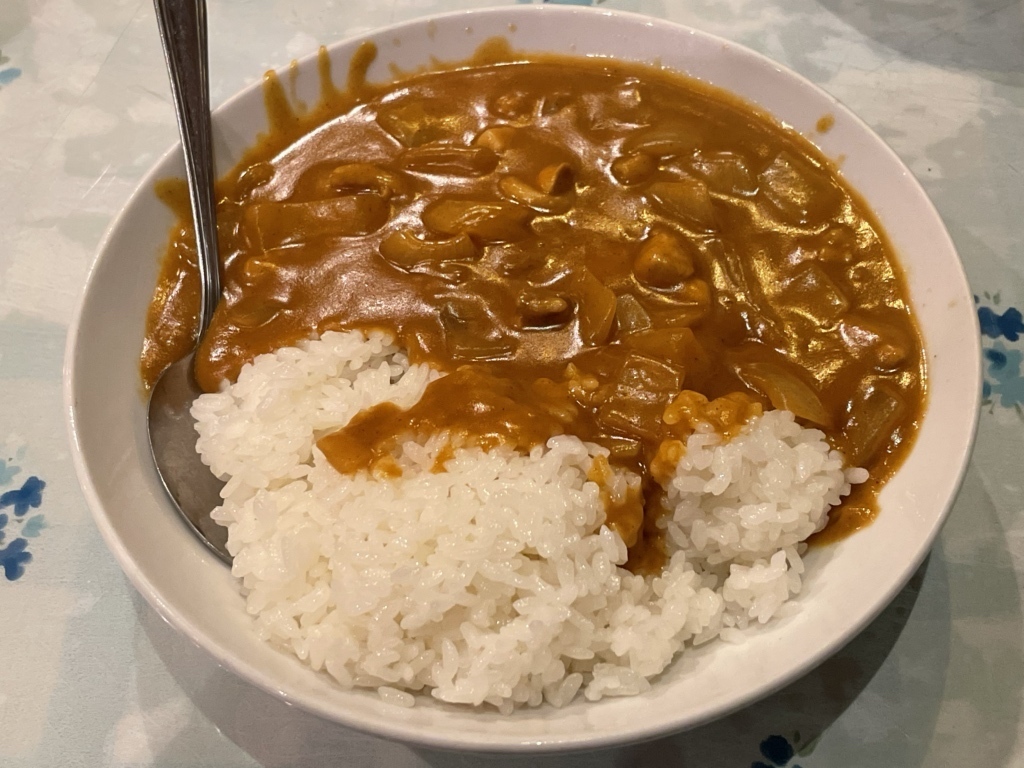 銀座周辺のカレーの深夜店15選　5位:蘭苑飯店 烏森神社店