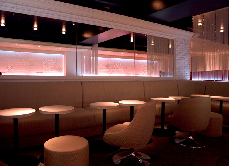銀座キャバクラで高級感のあるお店　第17位：Club R's Cafe