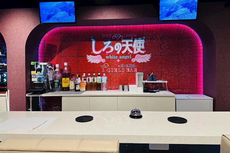 銀座のガールズバーのおすすめ20選　19位:しろの天使～white angel～