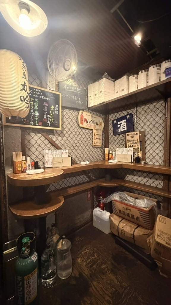 銀座の立ち飲みのワインのお店13選 7位:丸吟