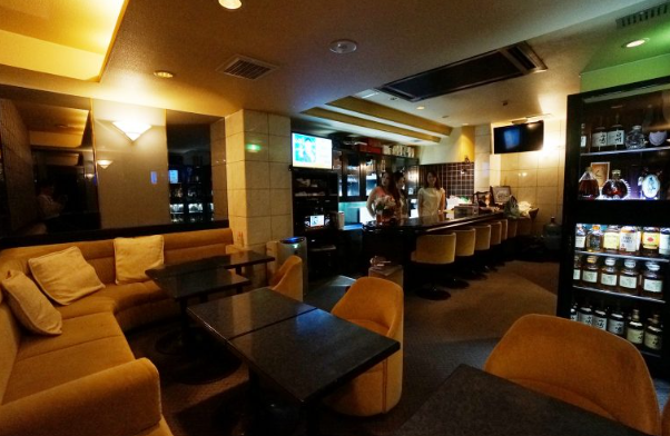 上野のスナック20選　15位:湯島 Lounge en